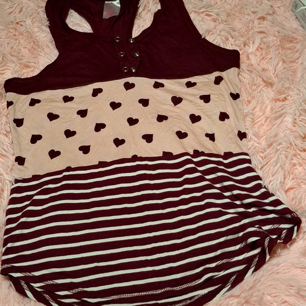Heart Patterned Burgundy and Cream Women's Top